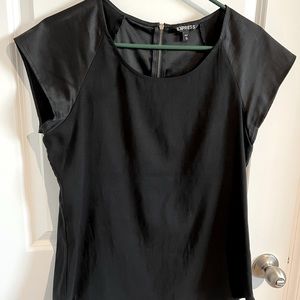 Express silk top-size medium